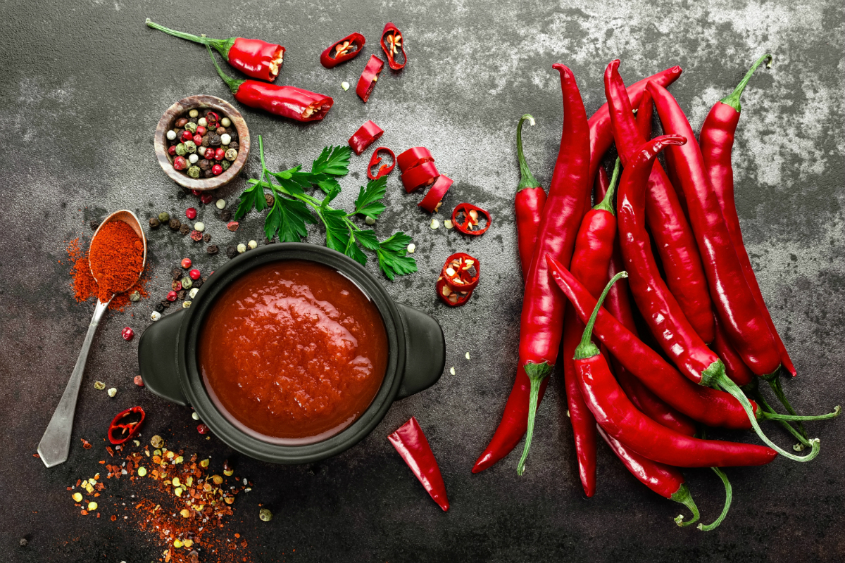 https://www.nutraingredients-asia.com/var/wrbm_gb_food_pharma/storage/images/publications/food-beverage-nutrition/nutraingredients-asia.com/article/2018/01/30/hot-and-heavy-does-eating-spicy-food-make-you-fat/7735098-1-eng-GB/Hot-and-heavy-Does-eating-spicy-food-make-you-fat.jpg